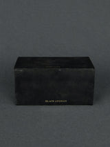 Mad et Len | Duftkerze Black Afghan - Black Block Horizontal 420g - black wax | Shop Online | BADINFORM