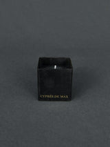 MAD et LEN | Duftkerze Cypres De Max - Black Block Mini - 120g black wax | Shop Online | BADINFORM