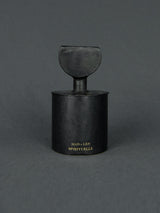 Mad et Len | Duftkerze Spirituelle - Bougie Totem 300g - black wax  | Shop Online | BADINFORM
